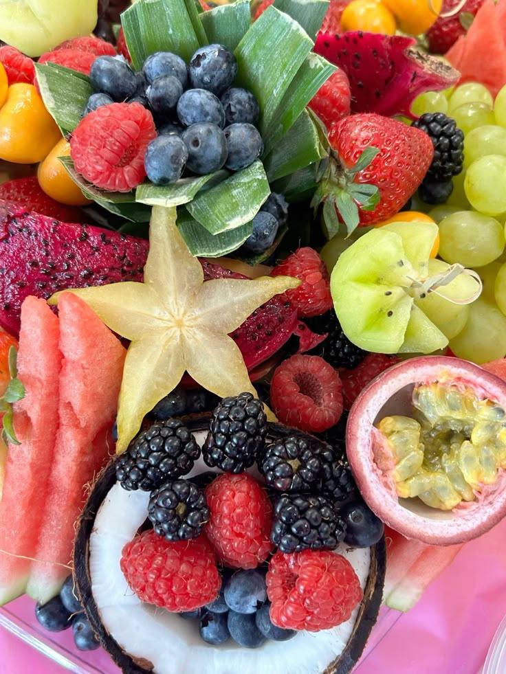 Country Basket: Sun-kissed Juiciness Assortment
